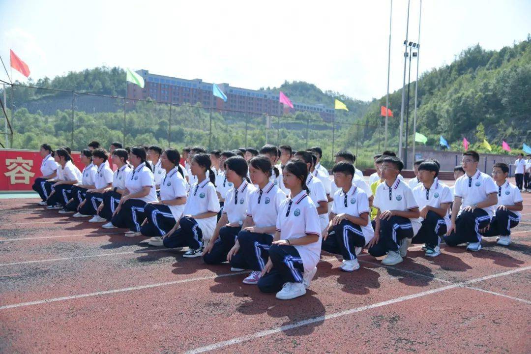 九游体育官网-瑞士球员精神抖擞，决战意志坚定