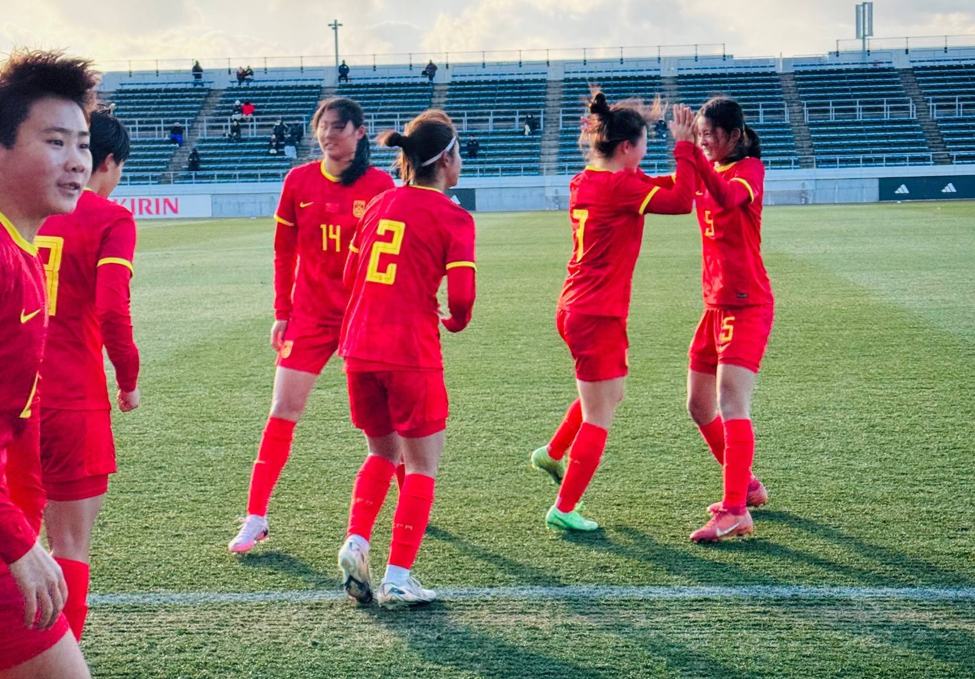中国女足击败对手，晋级国际杯决赛