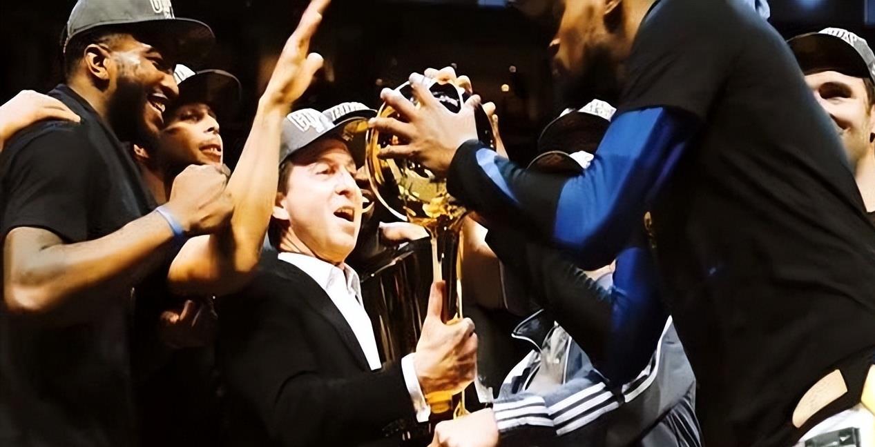 九游体育官方登录入口-包含NBA巨星身价飙升，品牌代言合作成范本的词条