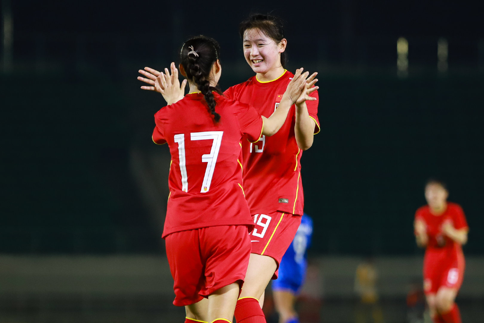 美国女足全国队再次称霸国际比赛