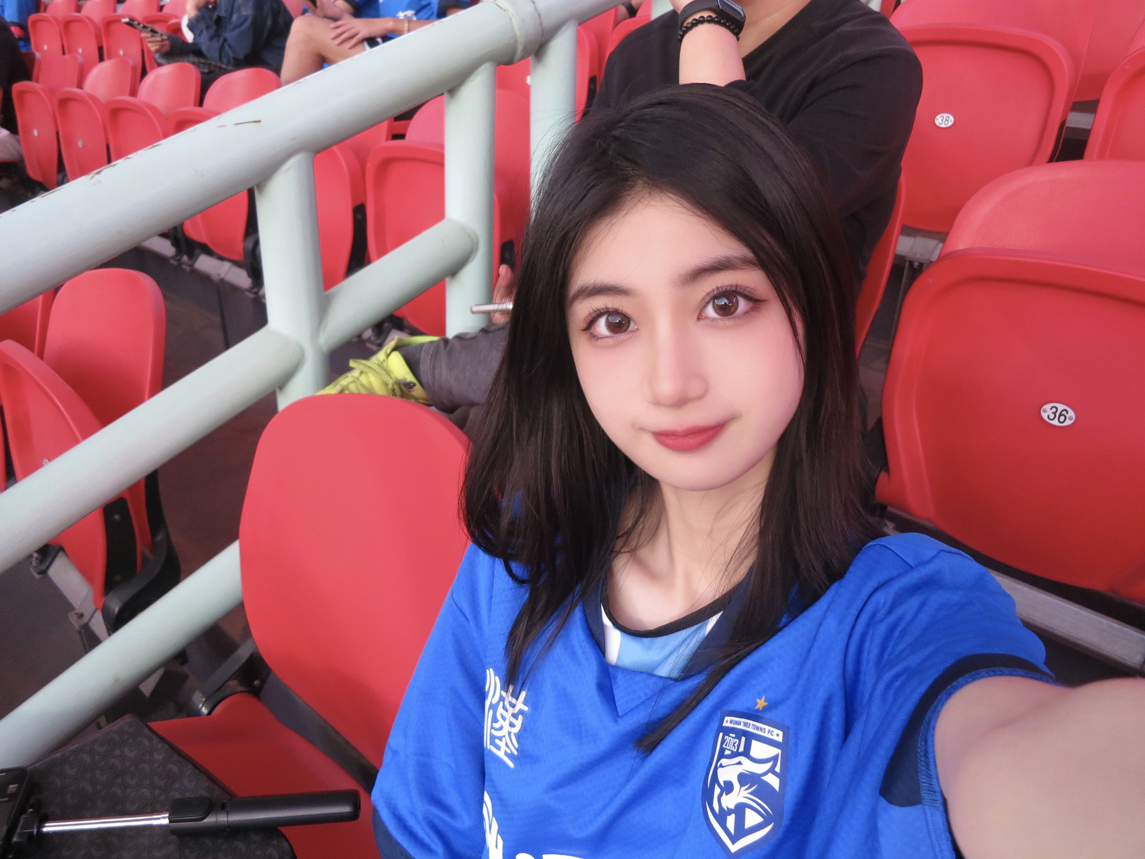 九游体育官方登录入口-关于选手表现稳定，女足比赛赛场精彩纷呈、球迷欣喜观望的信息
