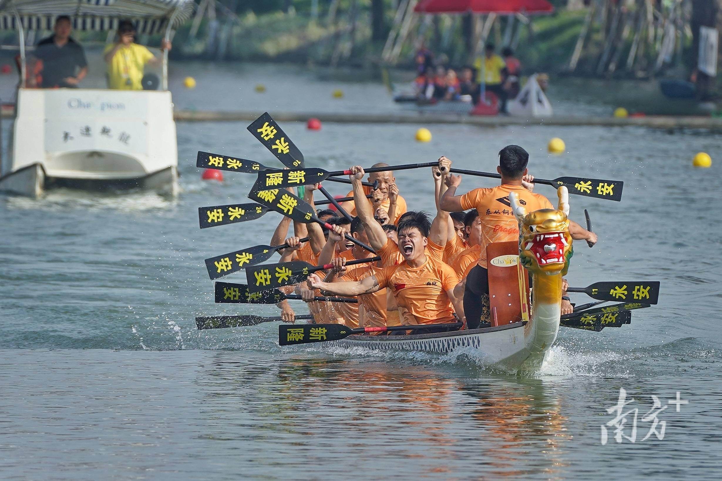 九游亚洲官网-关于东非冠军队伍奋勇拼搏，斩获胜利的信息